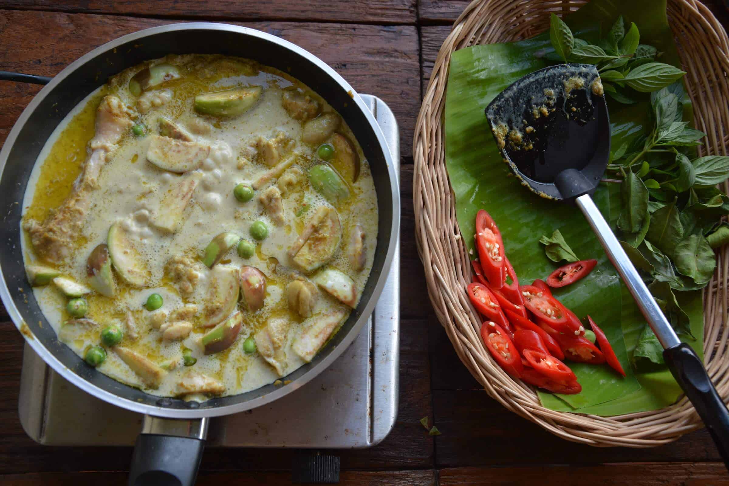 Green Curry Chicken Keto Paleo blog recipe